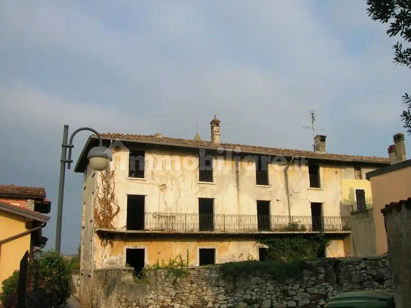 Rustico - Casale in vendita a Manerba del Garda