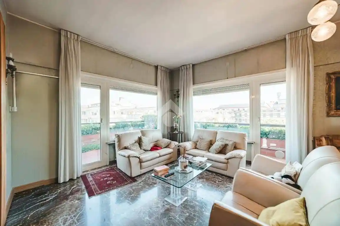 Appartamento in vendita a Roma