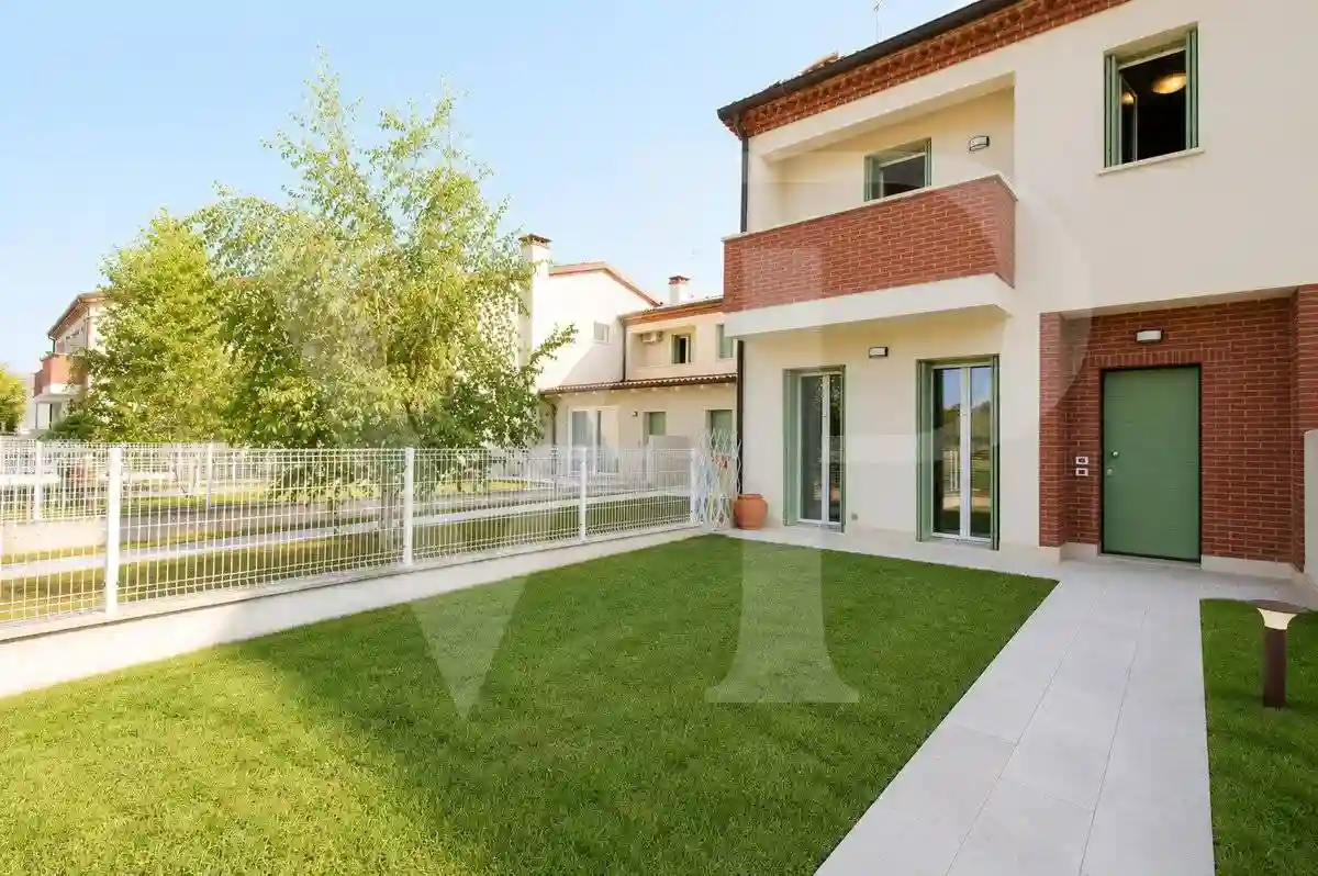 Villetta a schiera - foto 2