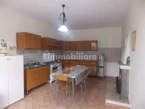 Villa in vendita a Lariano
