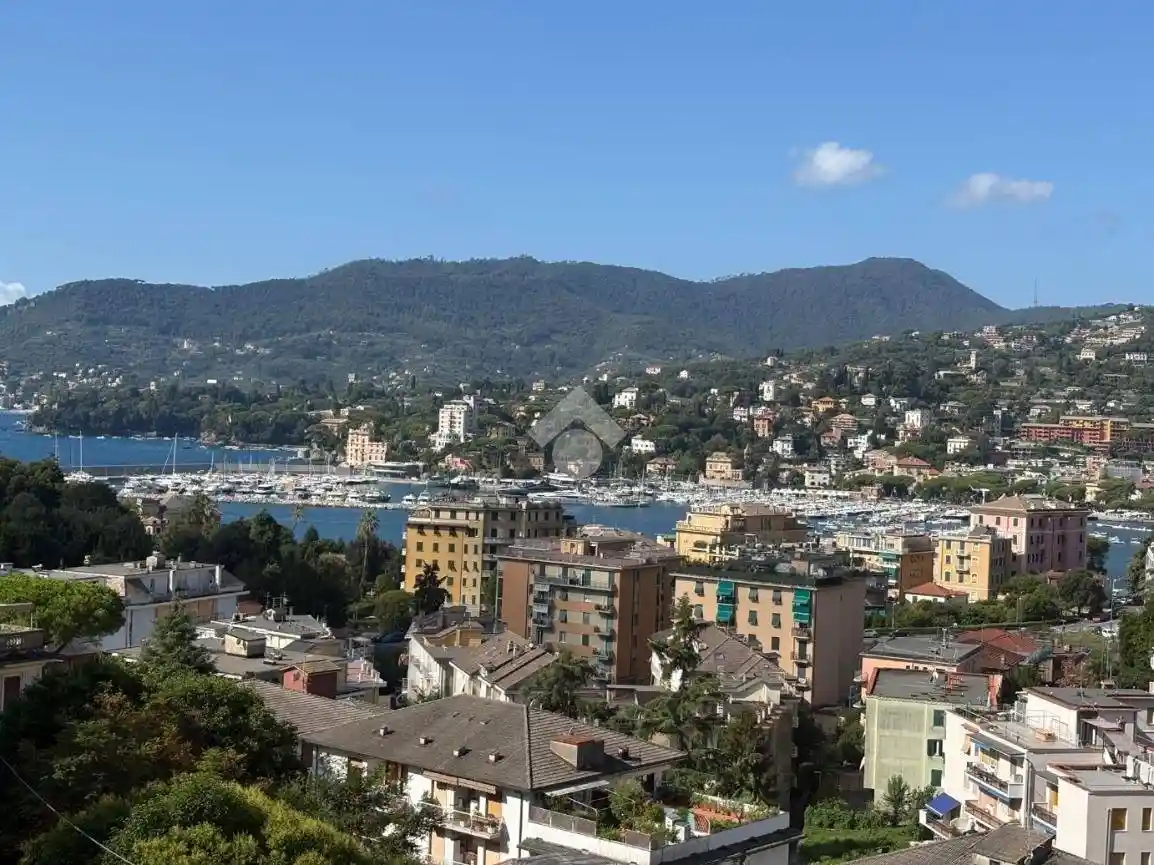 Appartamento in affitto a Rapallo