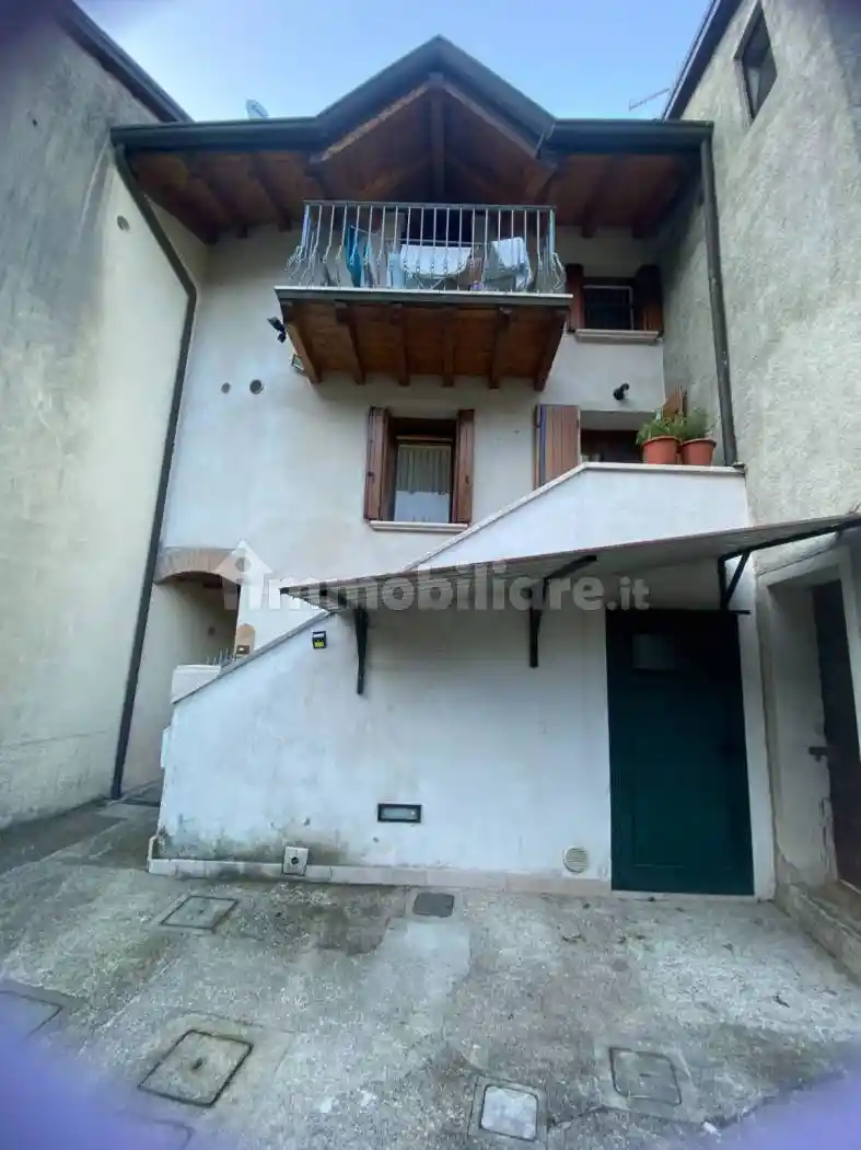 Villetta a schiera in vendita a Valbrenta