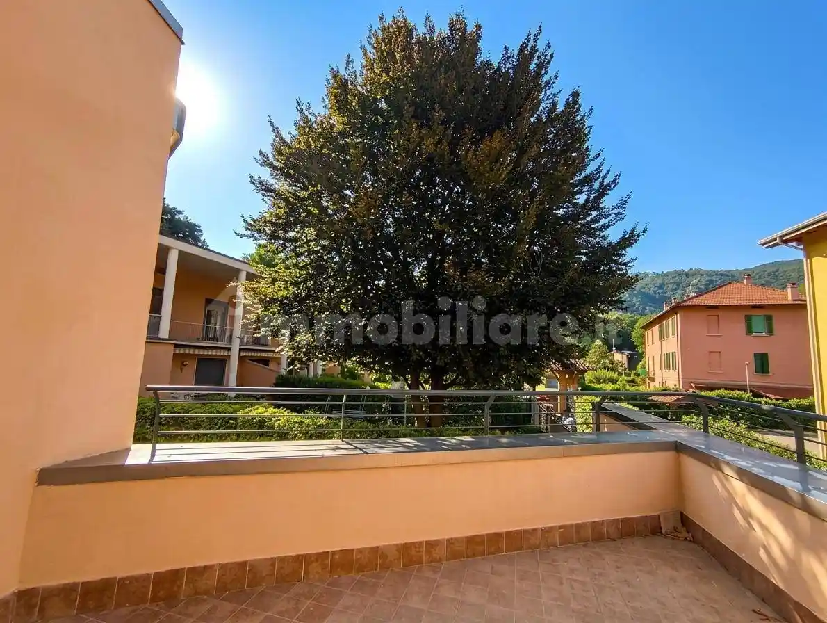 Villetta a schiera in vendita a Como