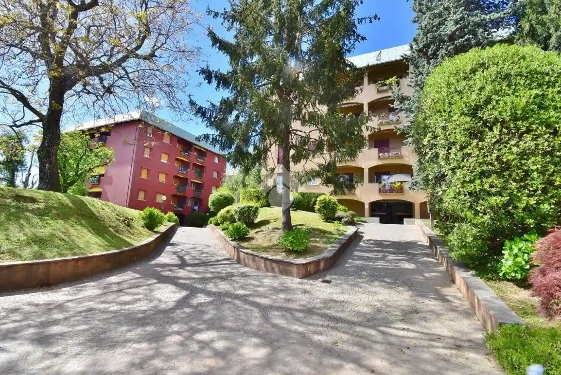 Appartamento in vendita a Appiano Gentile