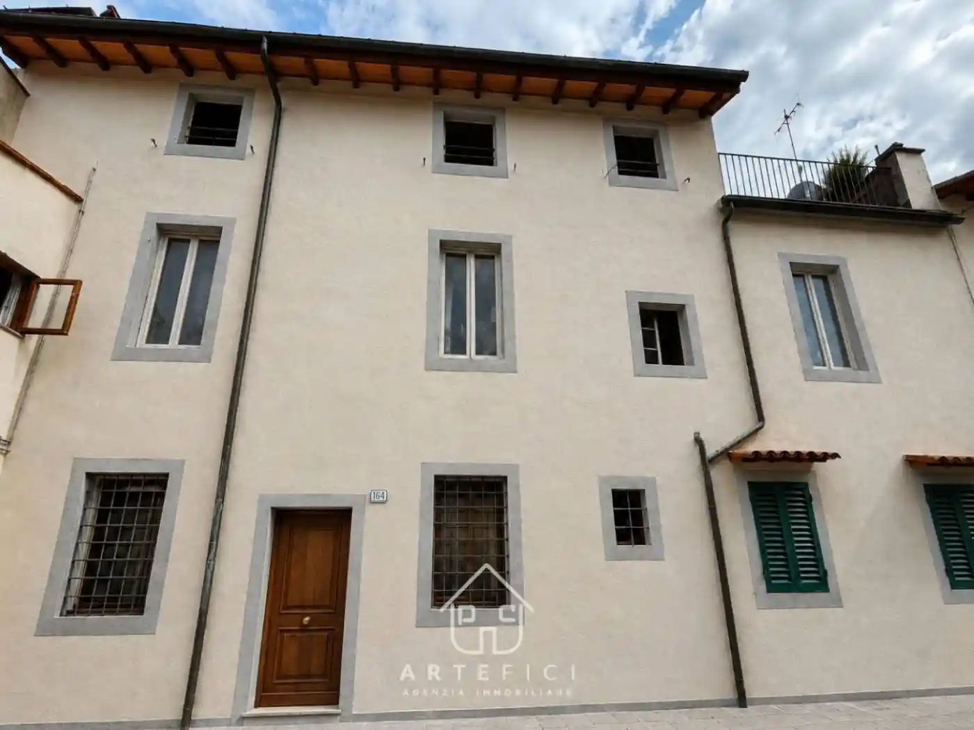 Casa indipendente in vendita a Prato