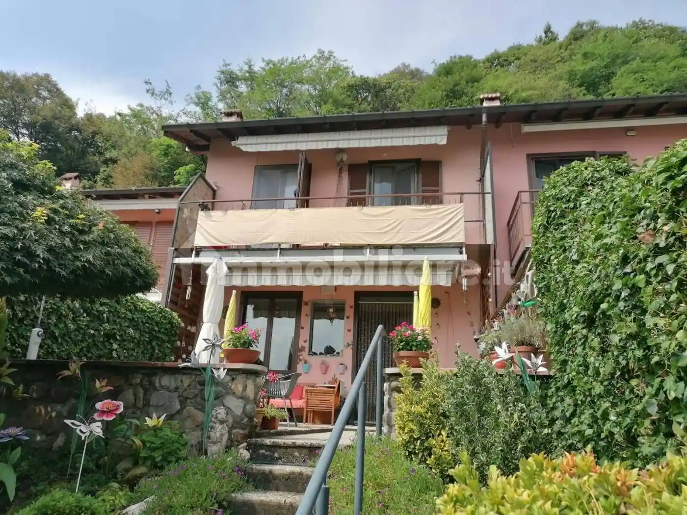 Villetta a schiera in vendita a Lavena Ponte Tresa