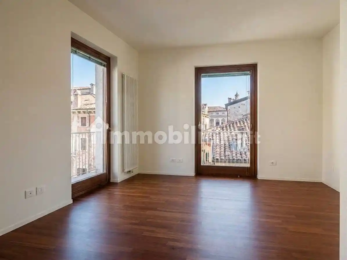 Appartamento in affitto a Verona