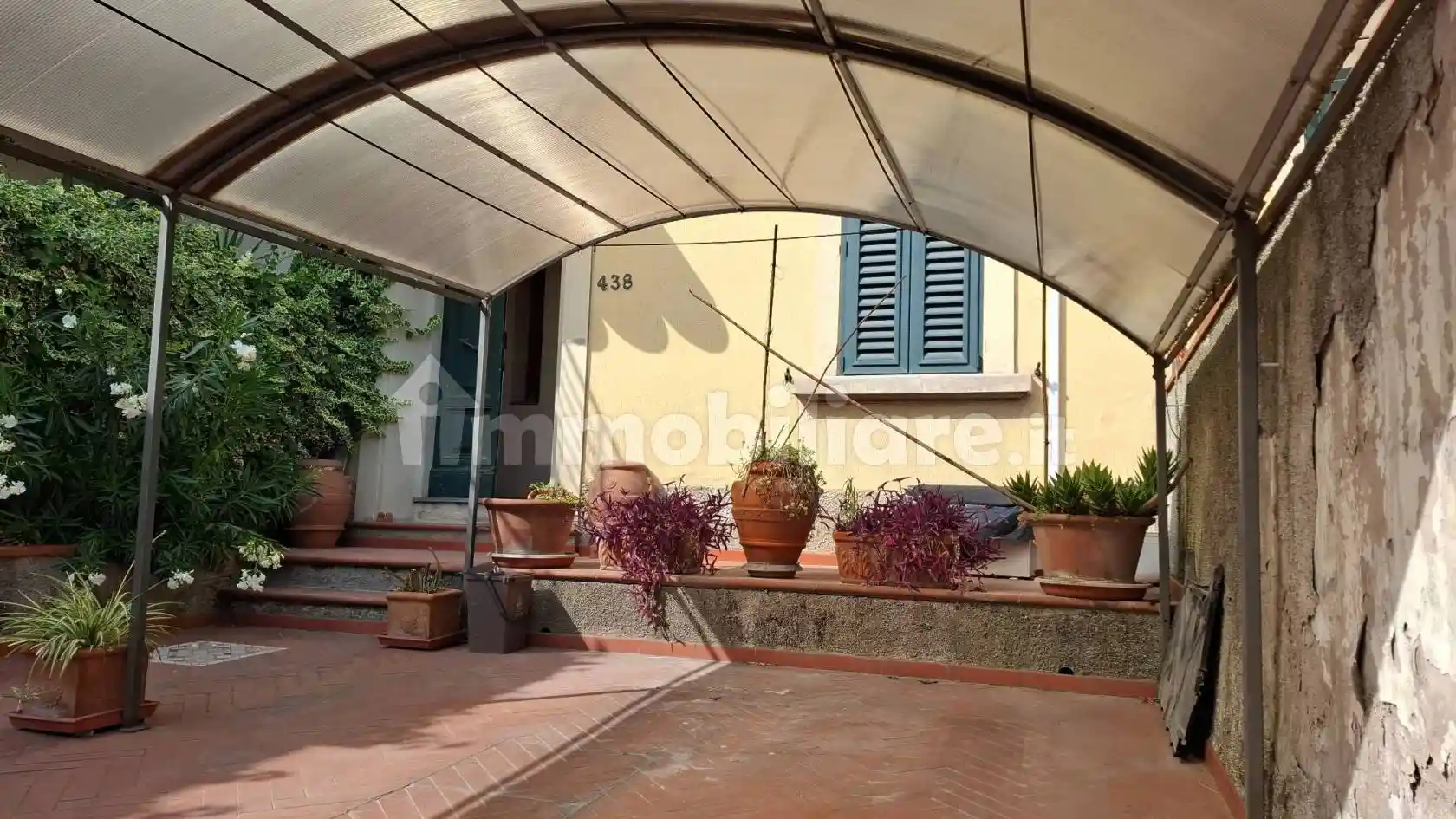 Casa indipendente in vendita a Prato