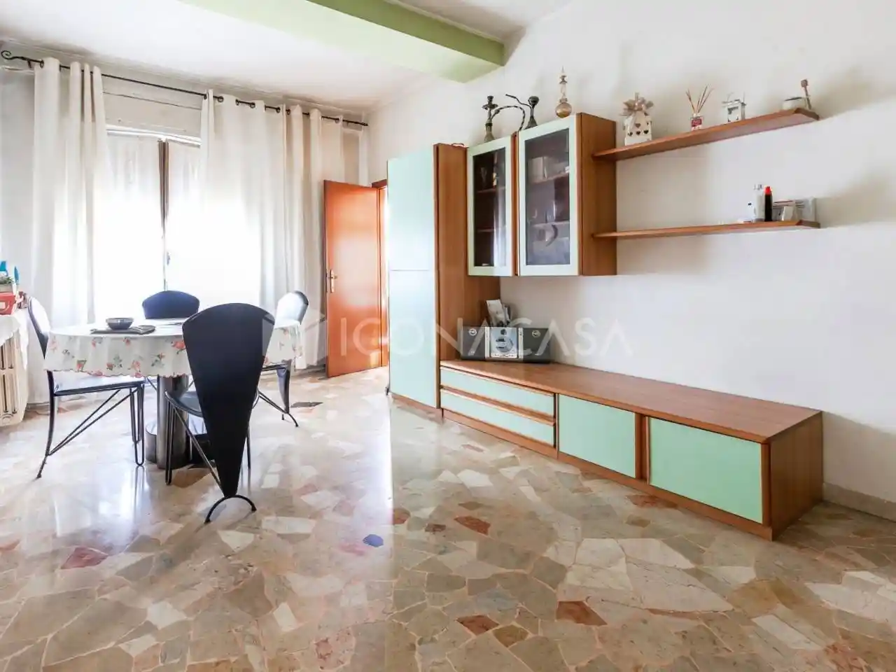 Appartamento in vendita a Garbagnate Milanese