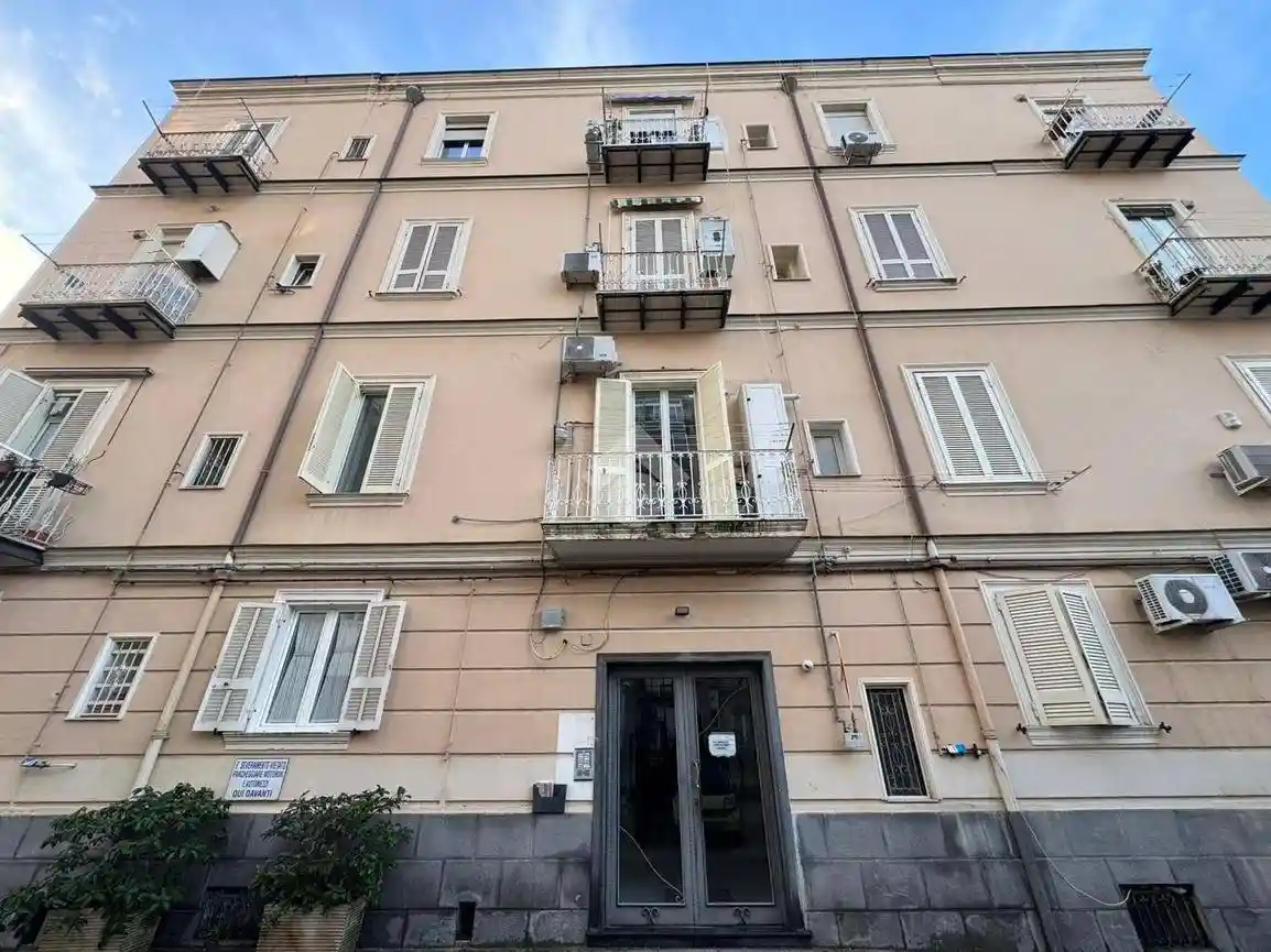 Appartamento in vendita a Napoli