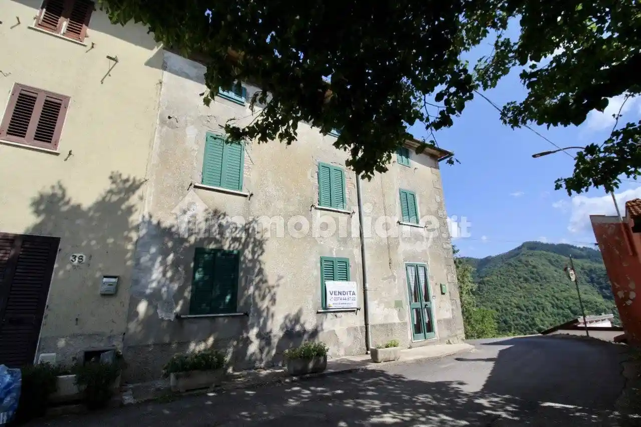 Villetta a schiera in vendita a Vernio