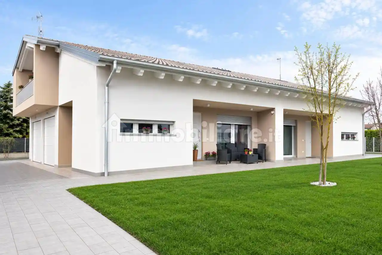 Villa in vendita a Fossò