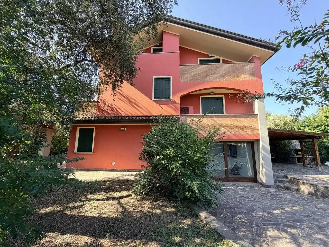 Villa in vendita a Due Carrare