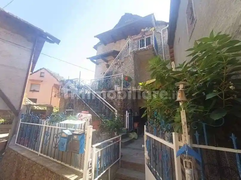 Casa indipendente in vendita a Pieve Vergonte
