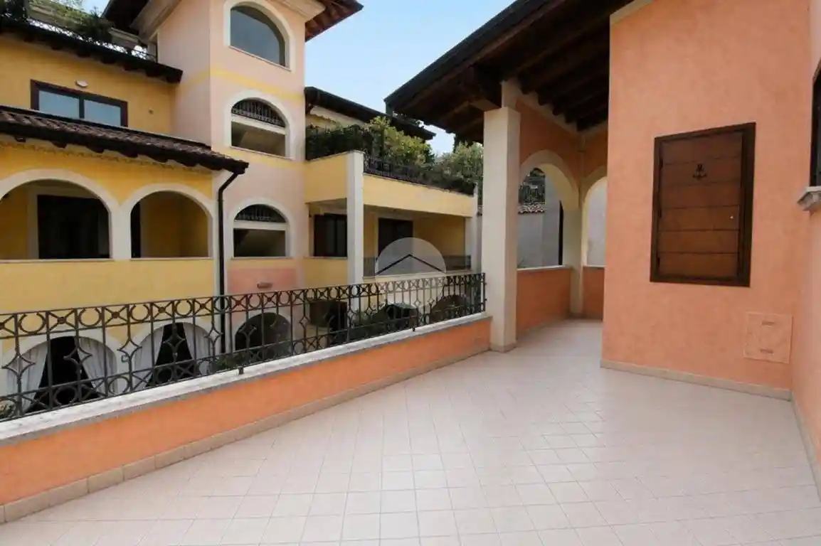 Appartamento in vendita a Toscolano-Maderno