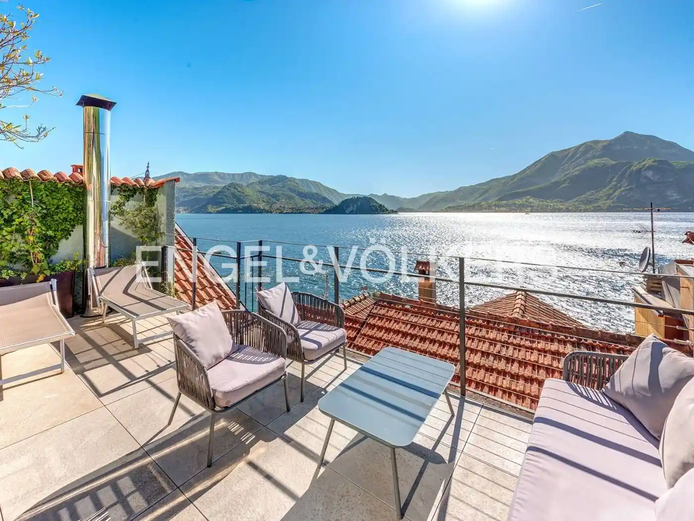 Villa in vendita a Varenna