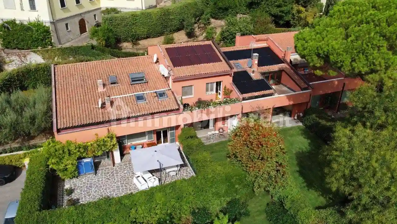 Villetta a schiera - foto 2