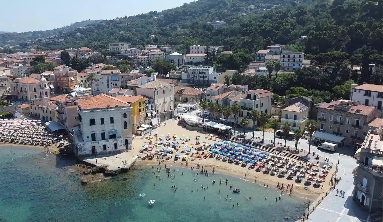 Appartamento in vendita a Castellabate