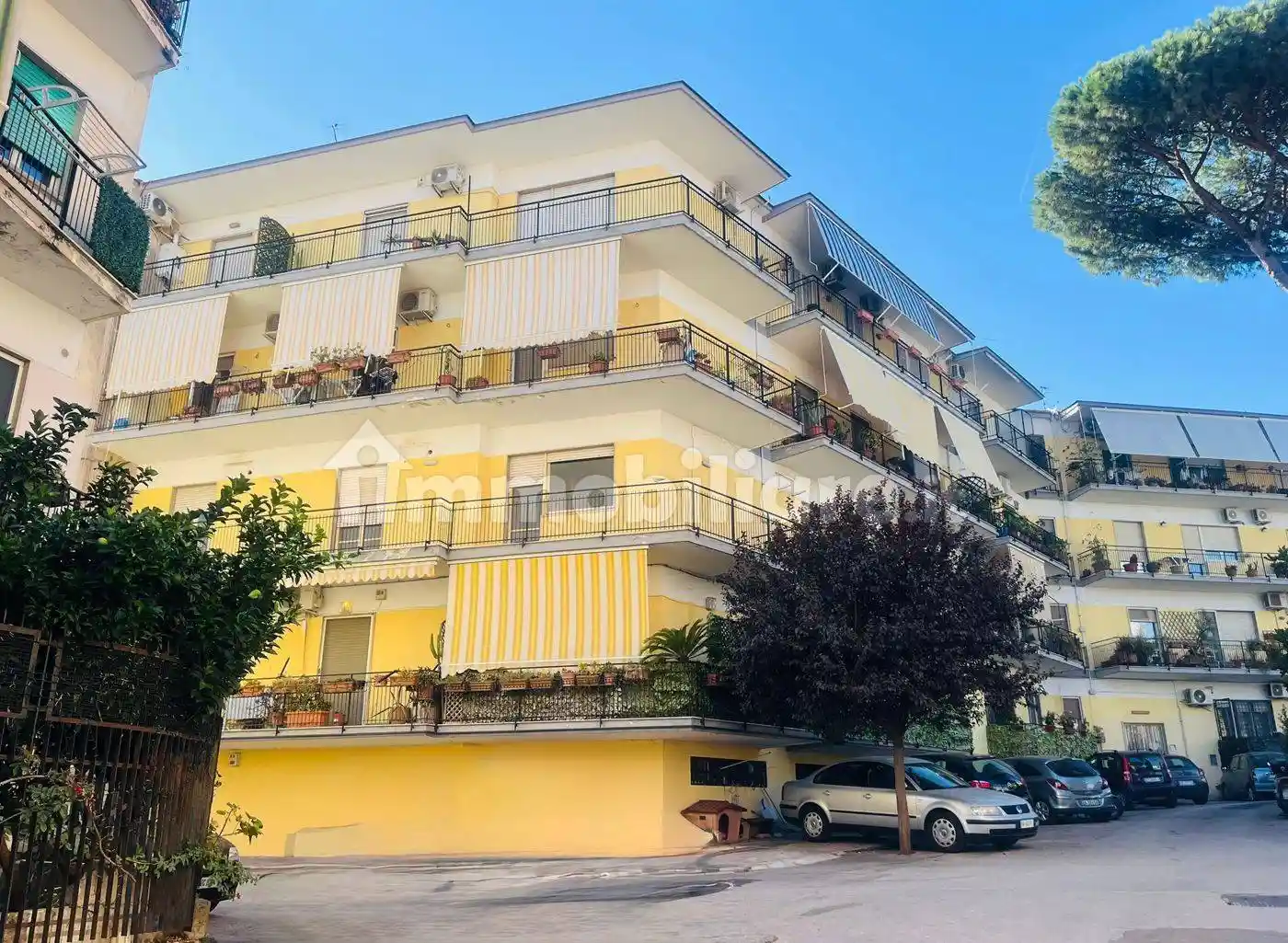 Appartamento in vendita a Napoli