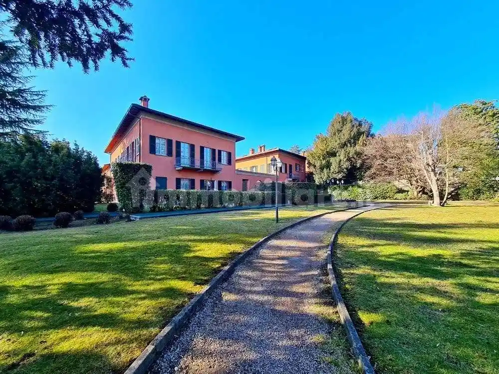 Appartamento in vendita a Cermenate