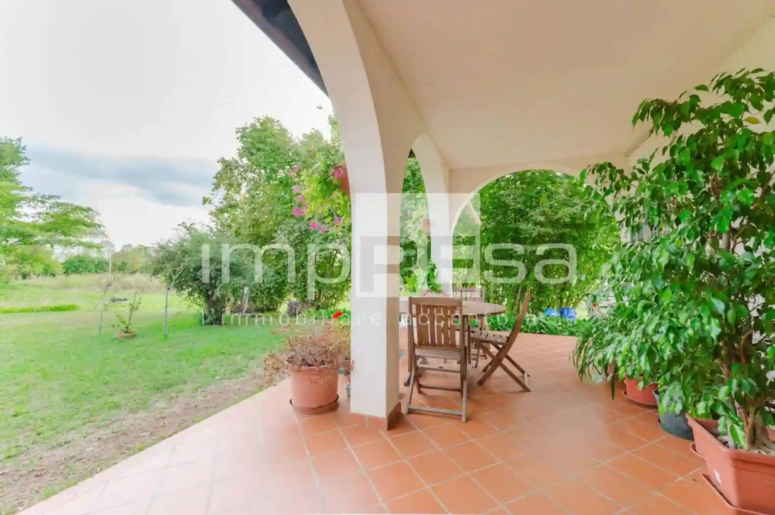 Villa - foto 2