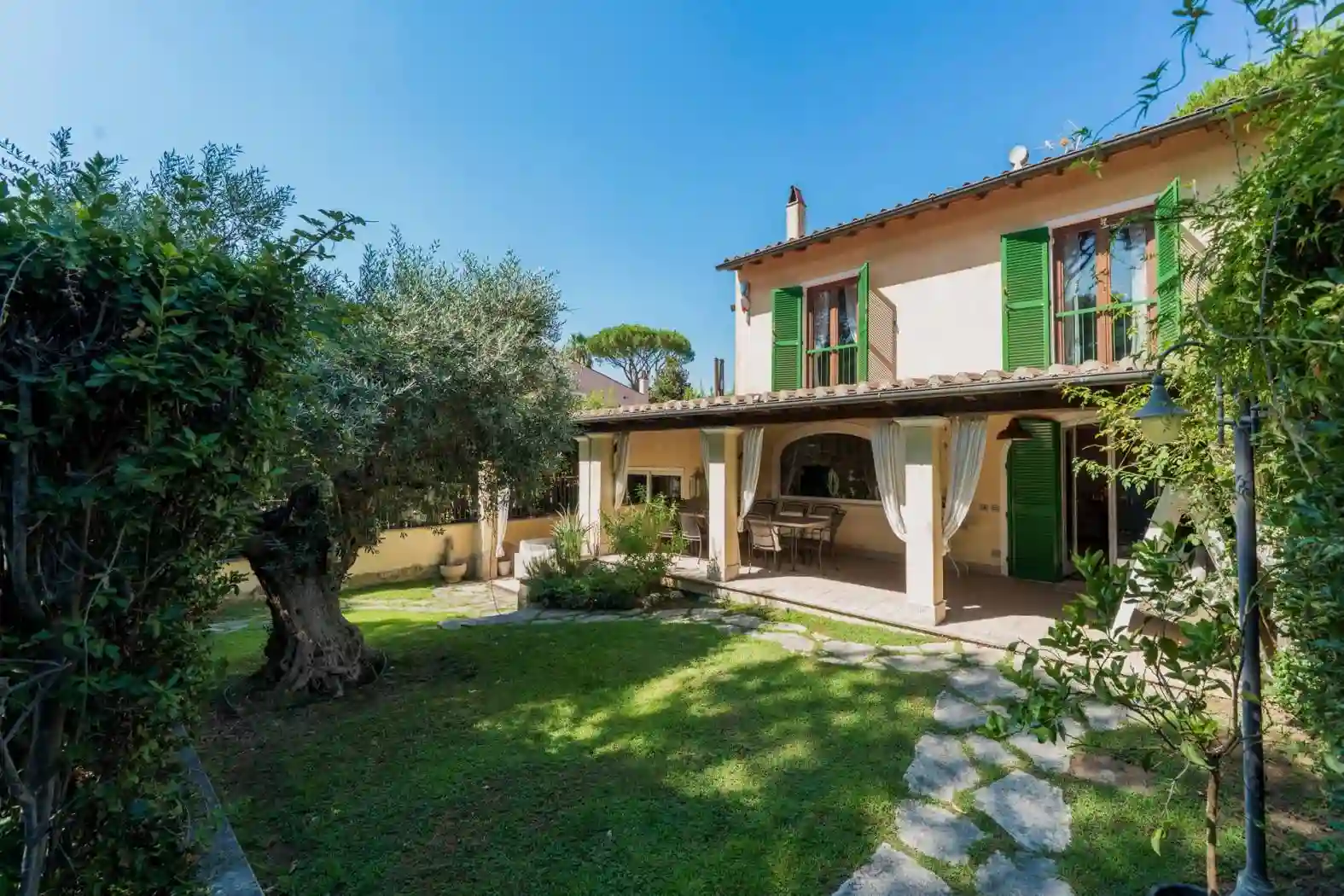 Villa - foto 3