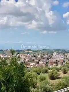 Casa indipendente in vendita a Pescara