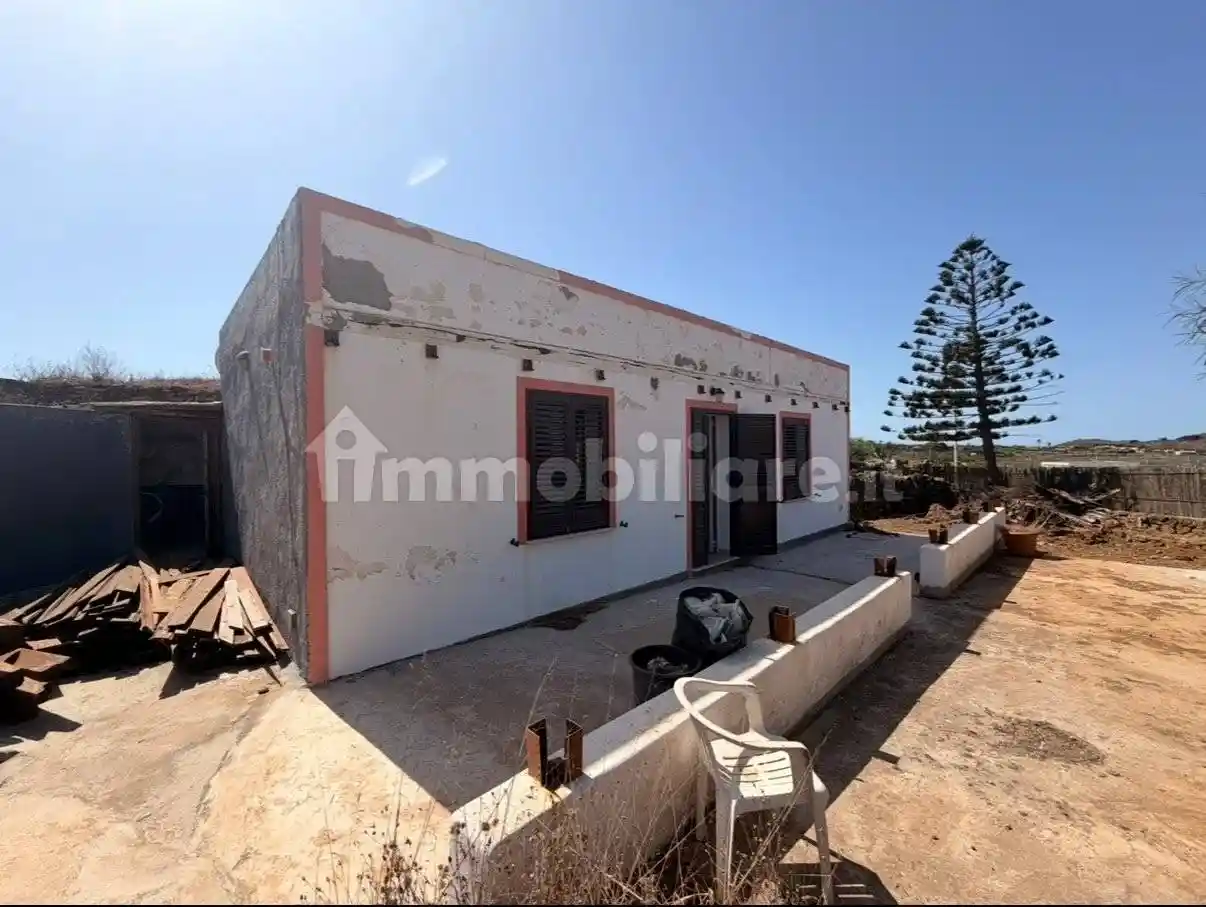 Villa in vendita a Pantelleria