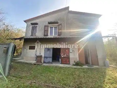 Villa in vendita a Cecima