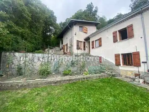 Villa in vendita a Montacuto