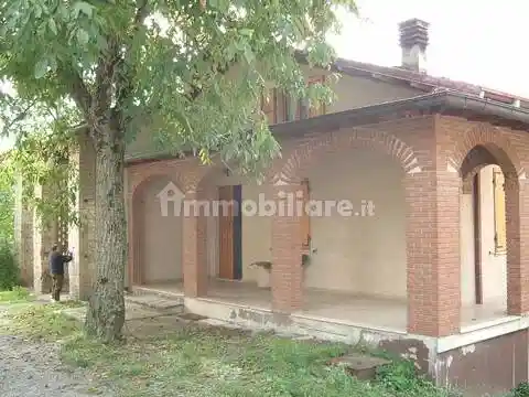 Villa in vendita a Carpineti