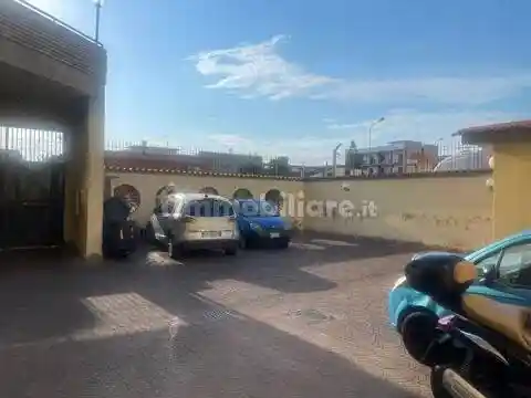 Palazzo - Edificio in vendita a Afragola