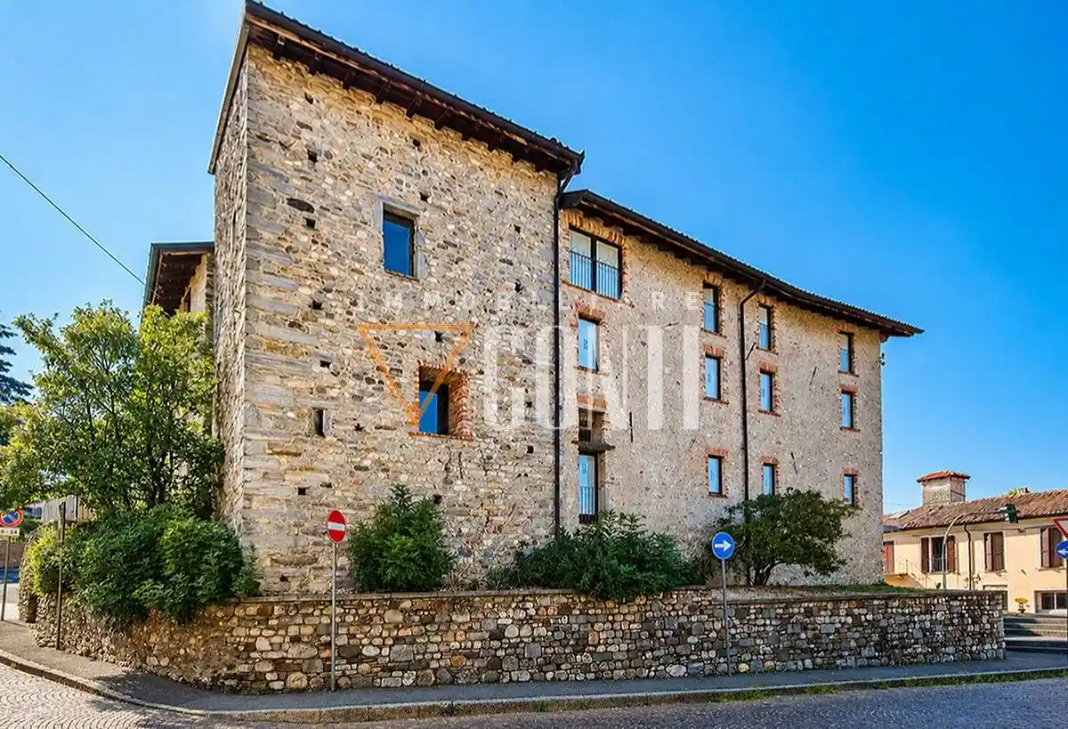 Appartamento in vendita a Varese