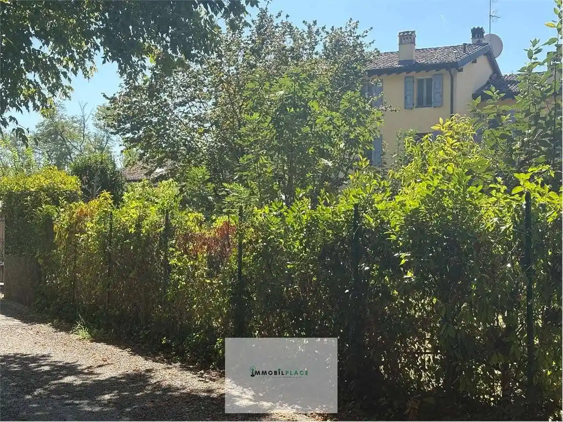 Casa indipendente in vendita a Modena