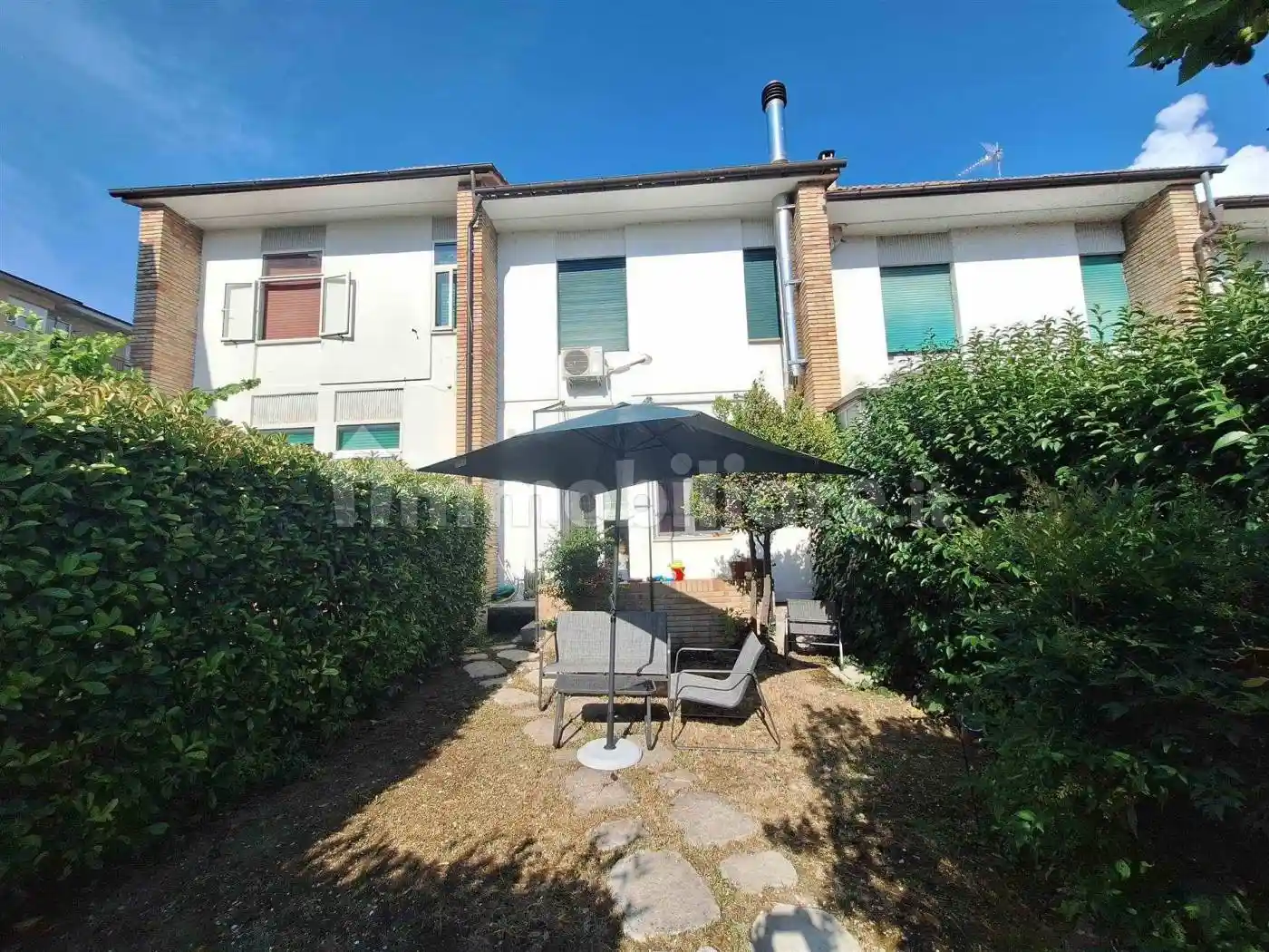 Casa indipendente in vendita a San Severino Marche