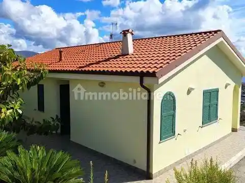 Villa in vendita a Sanremo