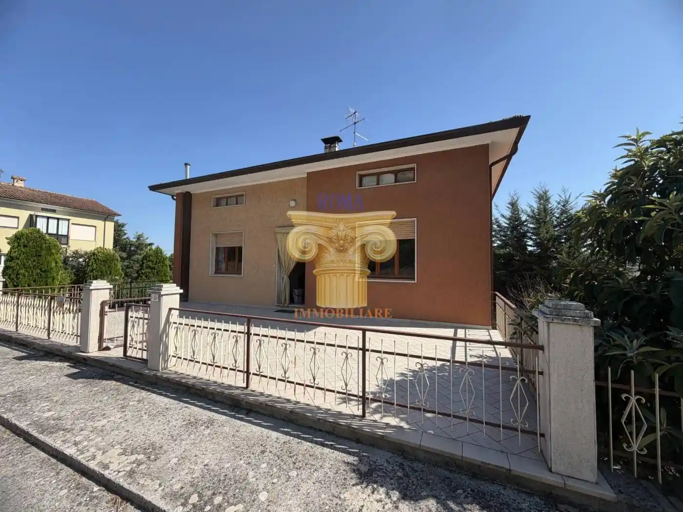 Villa in vendita a Corinaldo