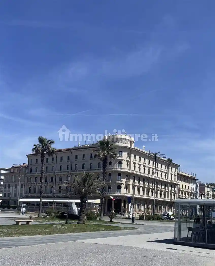 Villa in vendita a Viareggio