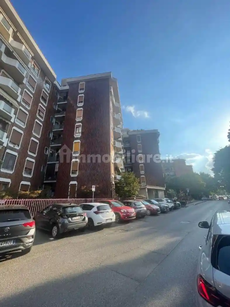 Appartamento in affitto a Monza
