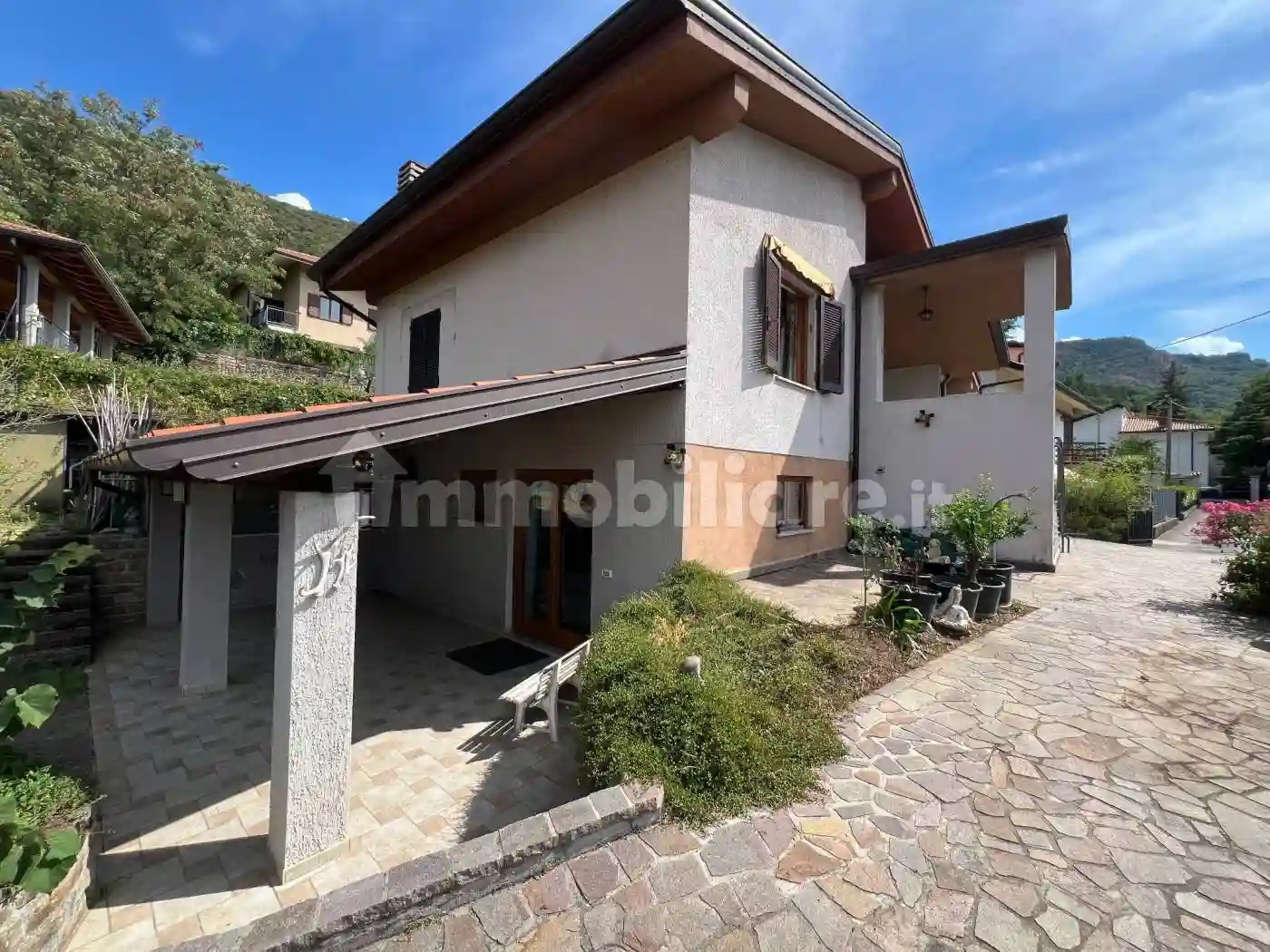 Villa - foto 2