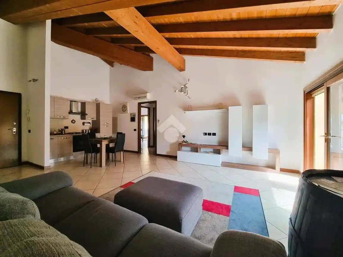 Appartamento in affitto a Borgo Virgilio