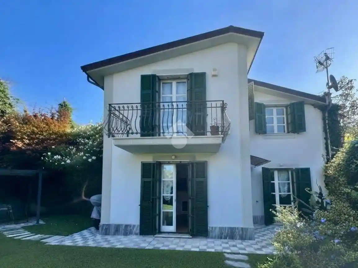 Villa in vendita a Cogorno