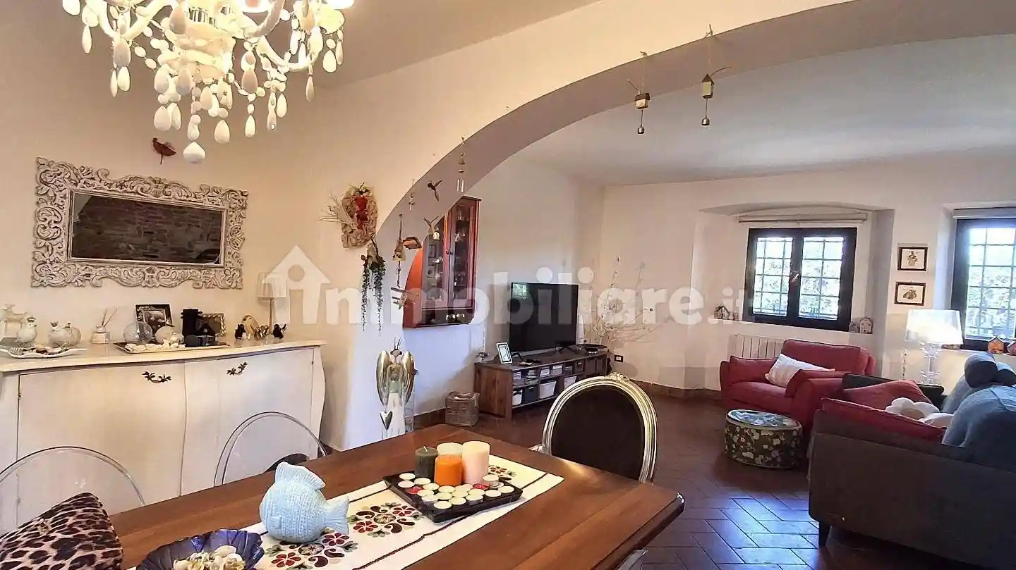Casa indipendente in vendita a San Giuliano Terme