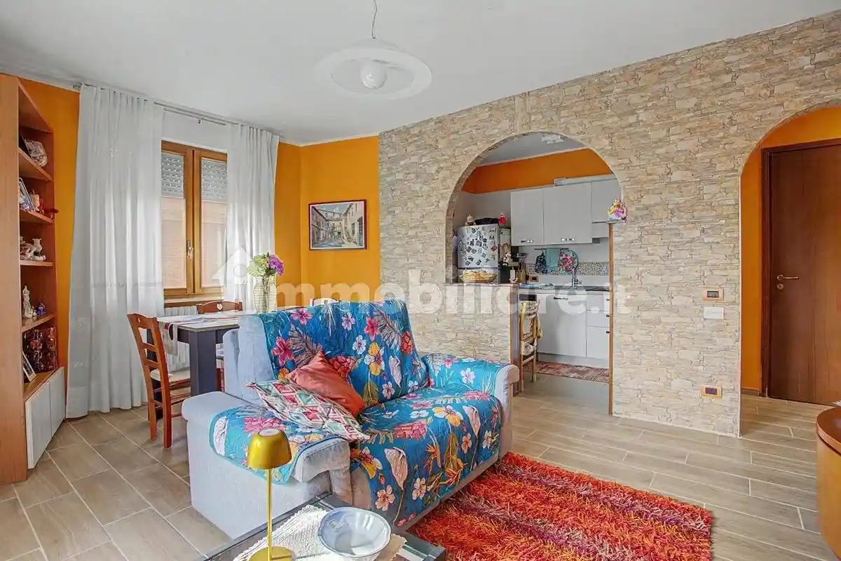 Appartamento in vendita a Luino