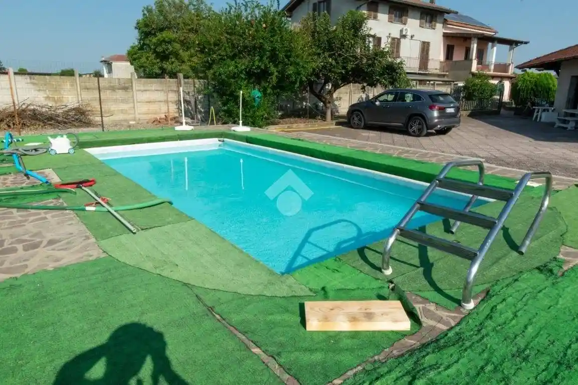 Casa indipendente in vendita a Motta de' Conti