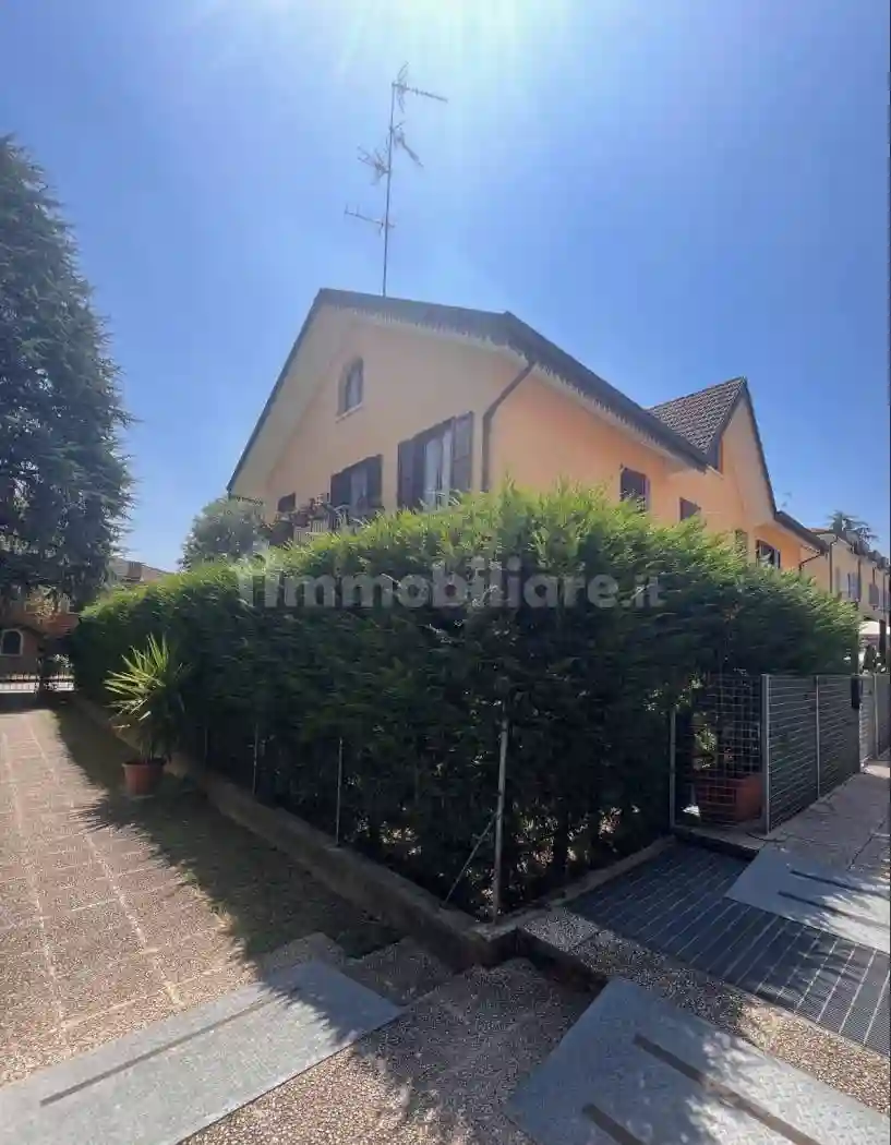 Villetta a schiera - foto 2