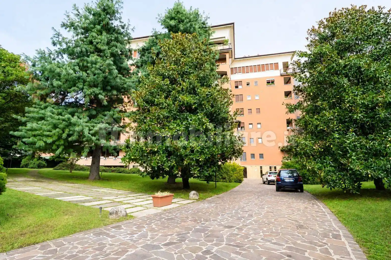 Appartamento in vendita a Vedano al Lambro