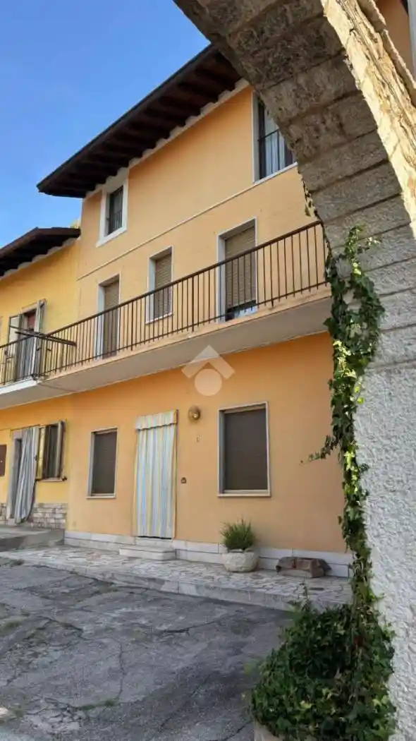 Casa indipendente in vendita a Rezzato