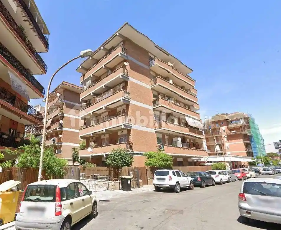 Appartamento in vendita a Ladispoli