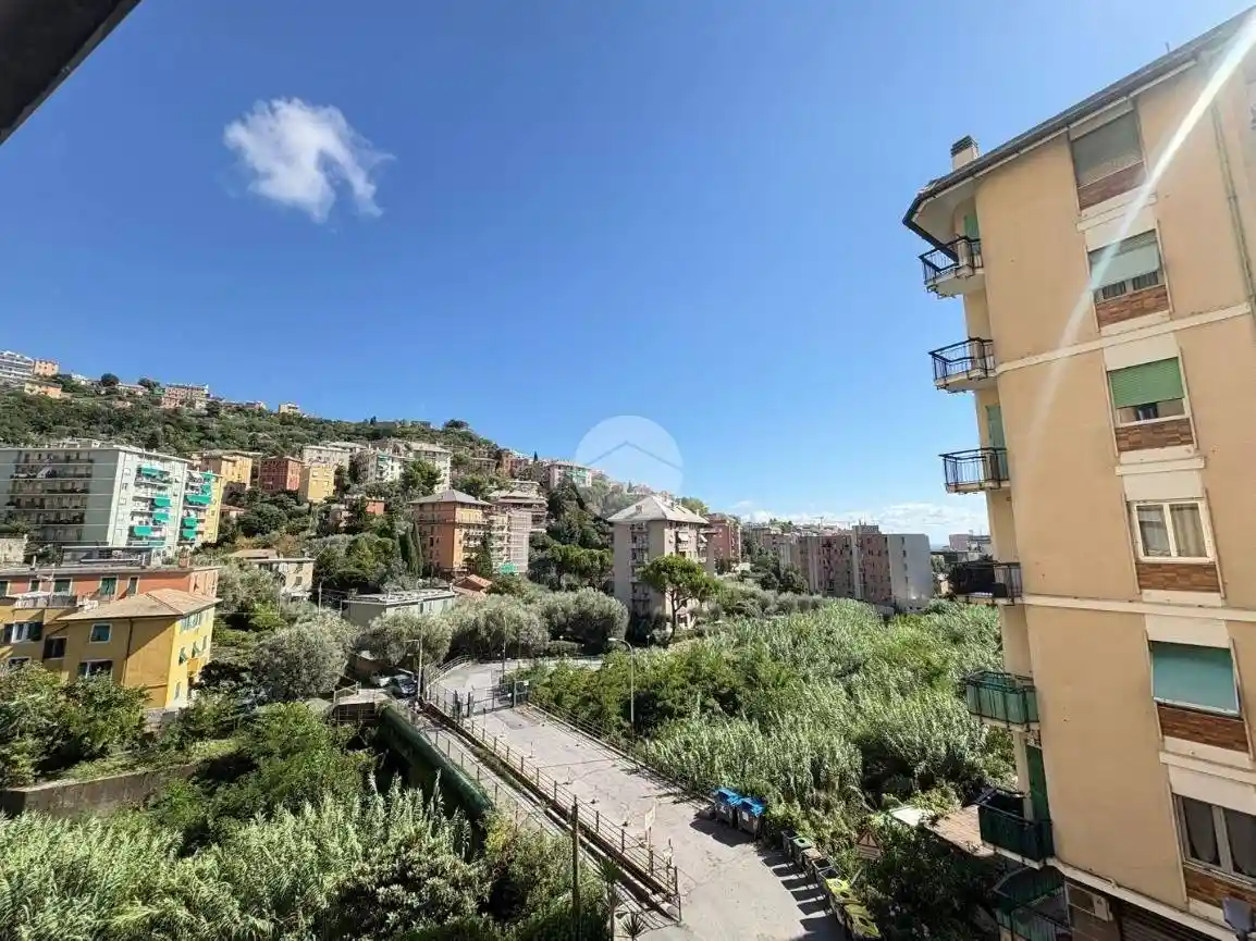Appartamento in vendita a Genova